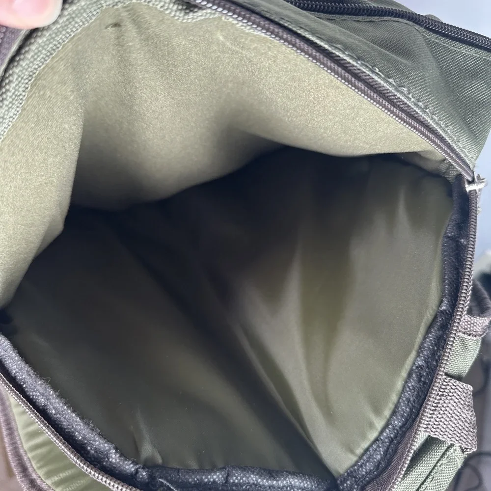 Eastsport Green Backpack Bookbag Mesh Cup Holder Multipockets Lots of Storage